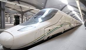 اعزام زائران ایرانی به مکه با قطار سریع‌السیر